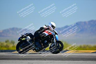 media/Mar-25-2024-Moto Forza (Mon) [[8d4319bd68]]/4-Novice Group/Session 2 (Turn 9 Side)/